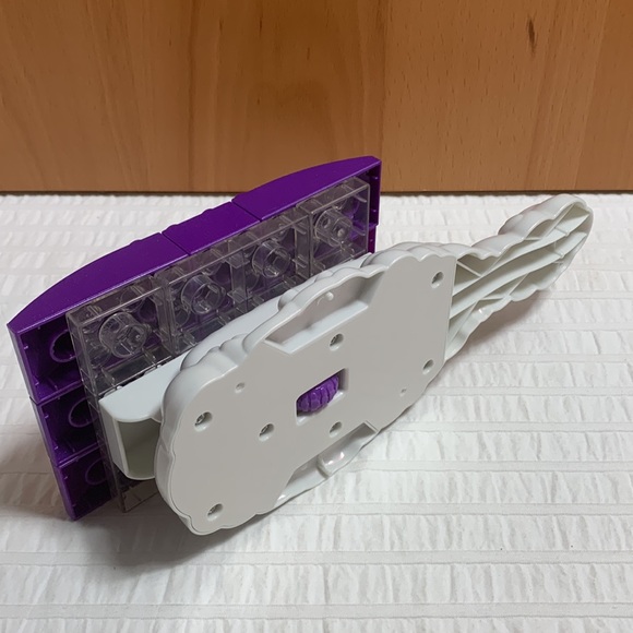 Shimmer & Shine Magic Genie Flying Carpet by Mega Blocks & Disney - Picture 5 of 6